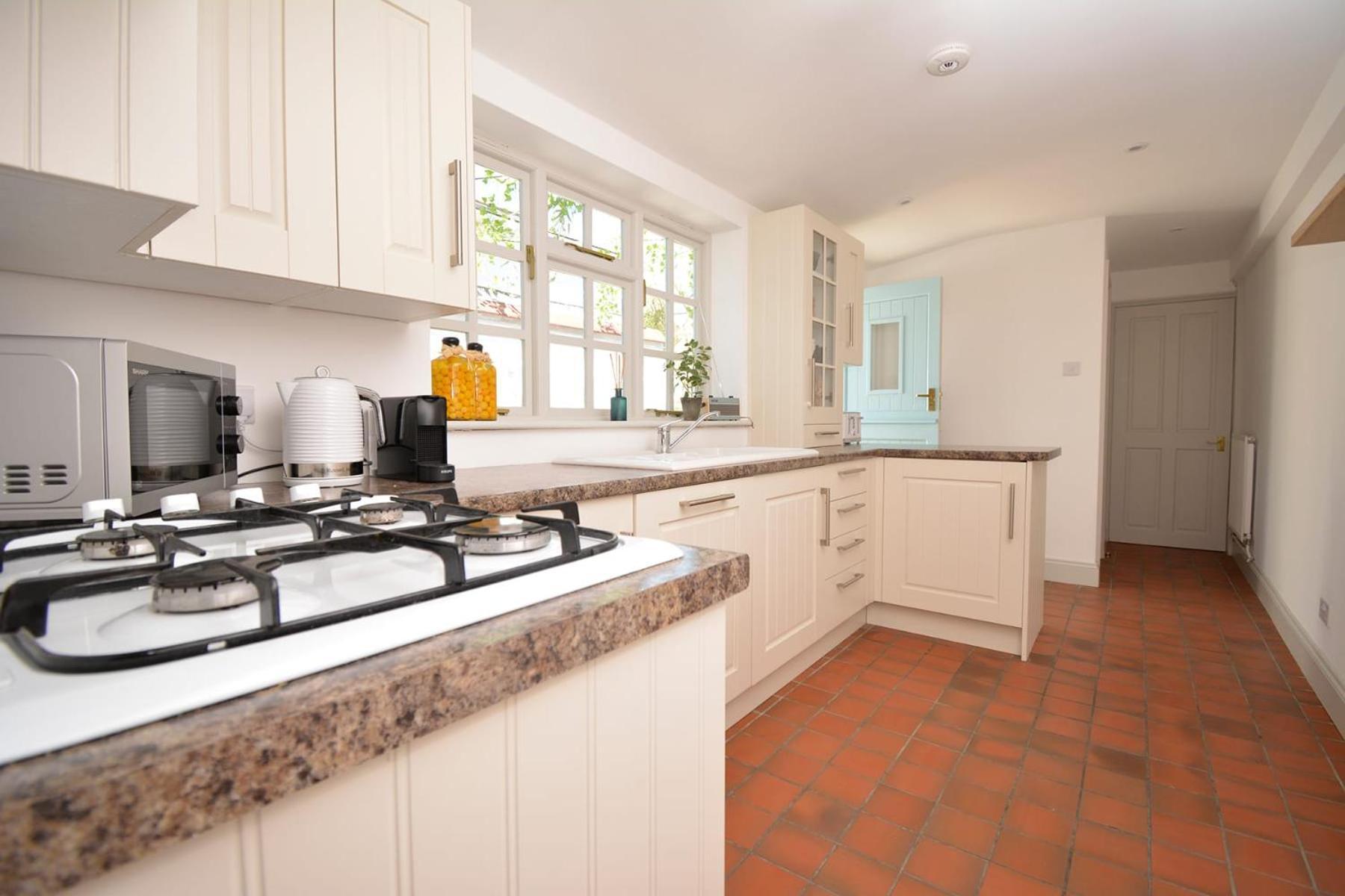 Bosun Cottage - Boutique Retreat On The Beach Deal Bagian luar foto